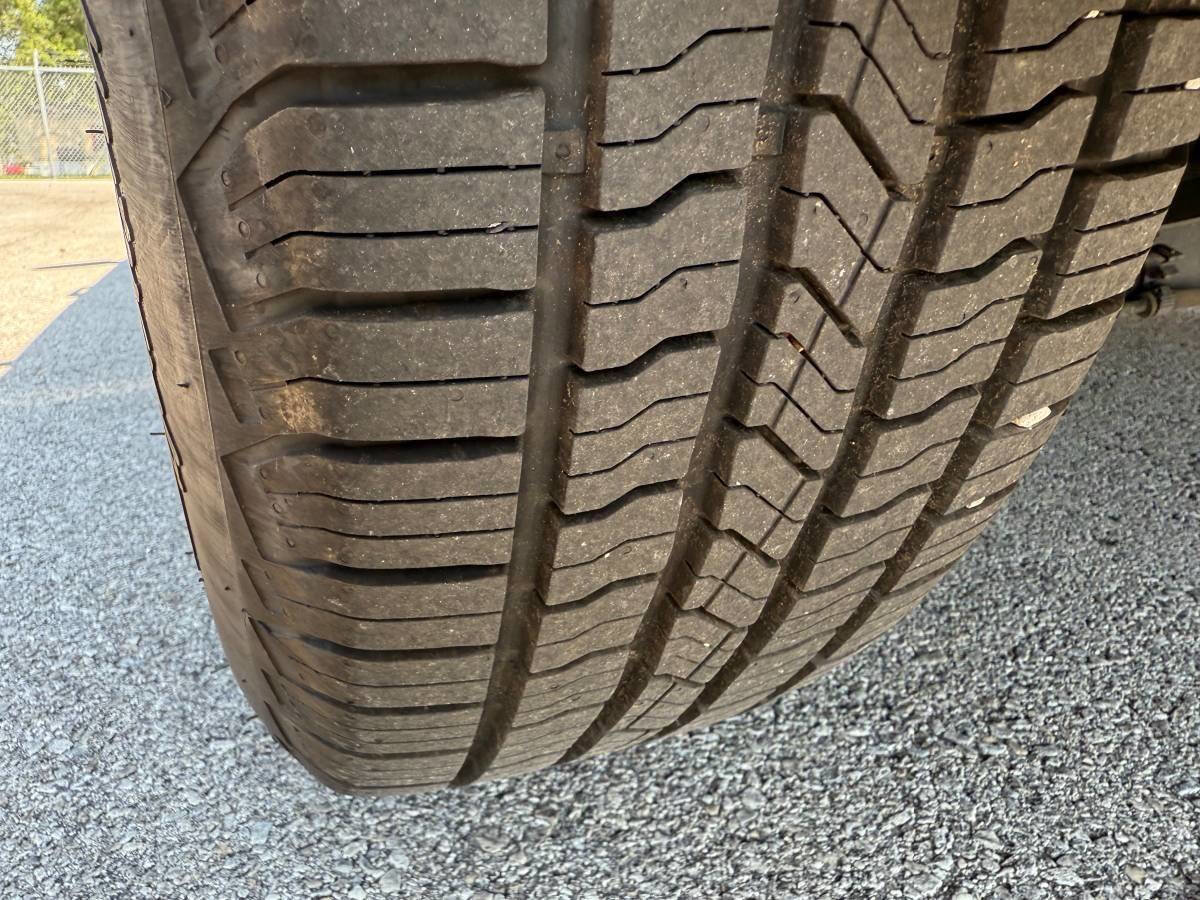 Used 2018 Cadillac XT5 Luxury w/ Driver Awareness Package image 13