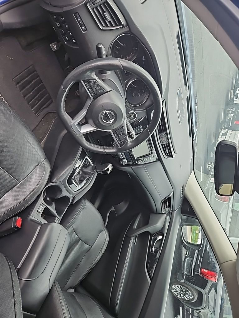 Used 2018 Nissan Rogue SL image 15