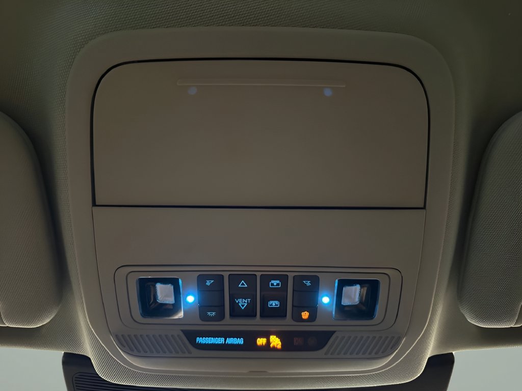 Used 2024 Ford Explorer XLT w/ Equipment Group 202A AWD/4WD image 27