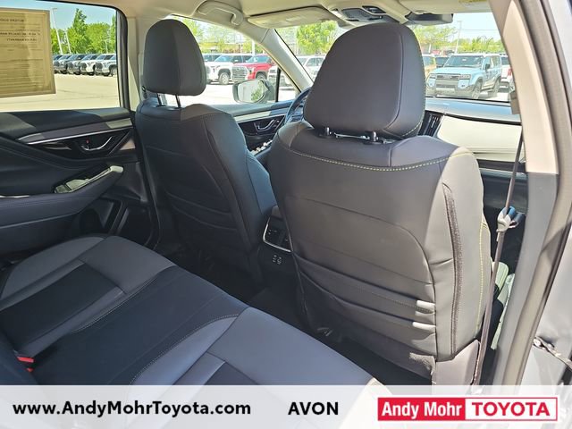 Used 2023 Subaru Outback Onyx Edition AWD/4WD image 32
