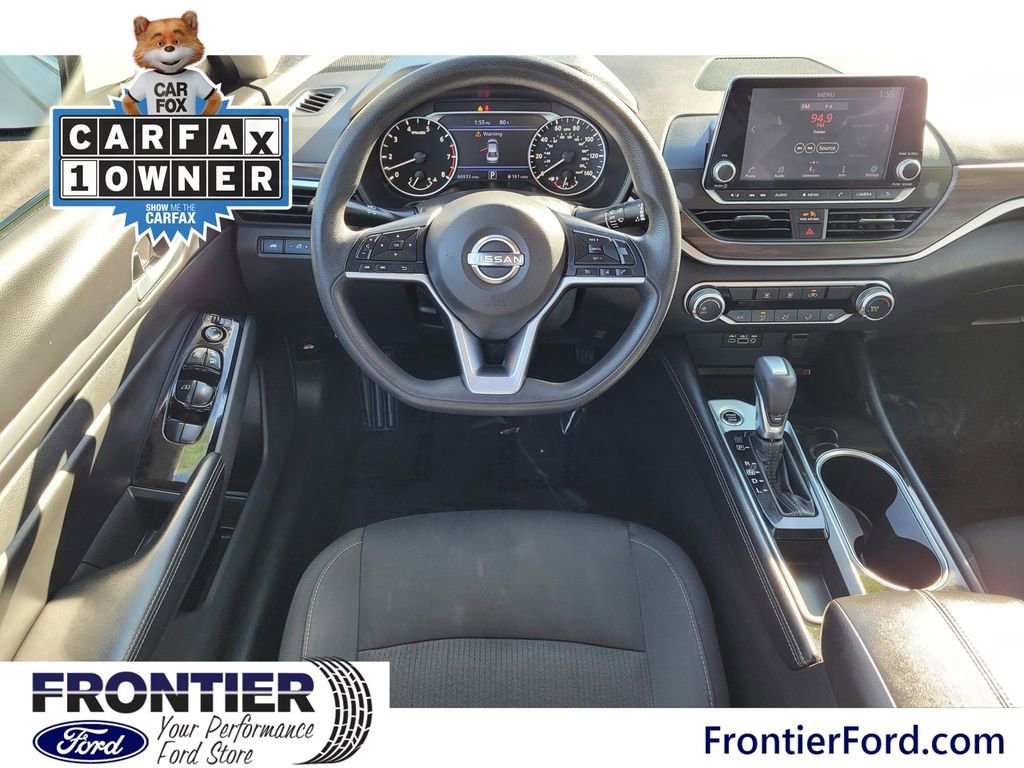 Used 2023 Nissan Altima 2.5 SV image 9