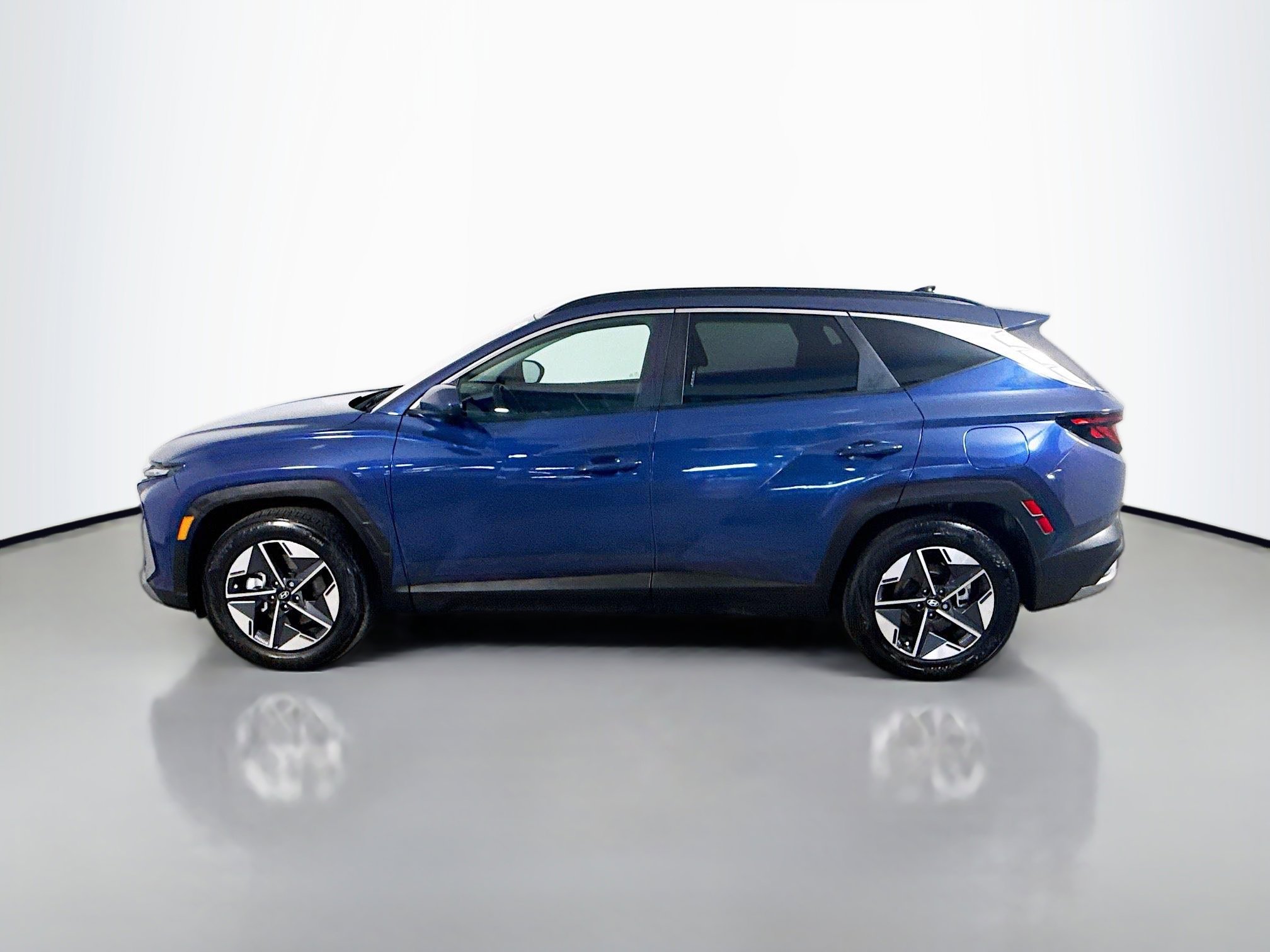 Used 2025 Hyundai Tucson SEL FWD image 6