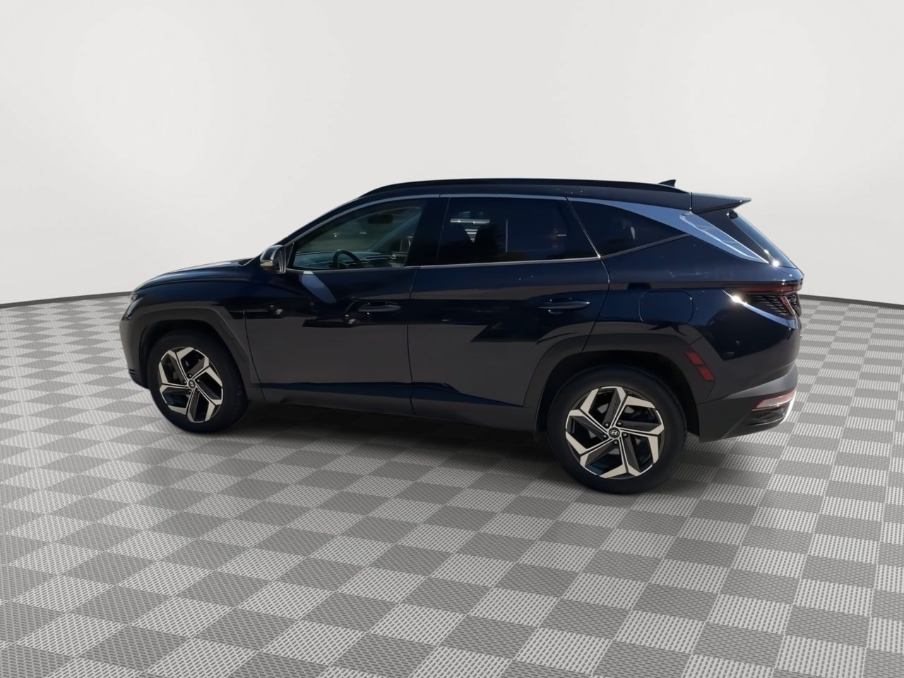 Certified 2022 Hyundai Tucson Limited AWD/4WD image 5