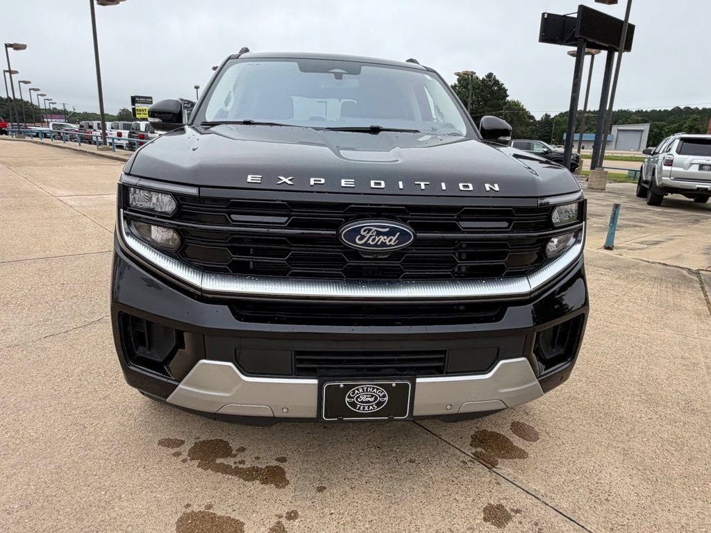 Used 2025 Ford Expedition Platinum AWD/4WD image 9