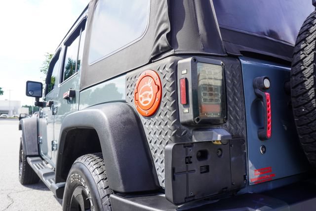 Used 2014 Jeep Wrangler Unlimited Sport w/ Quick Order Package 23S AWD/4WD image 9