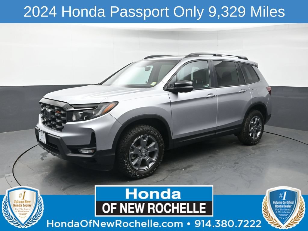 Certified 2024 Honda Passport TrailSport image 1