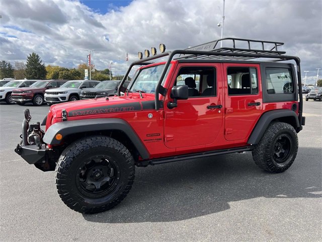 Used 2018 Jeep Wrangler Unlimited Sport w/ Connectivity Group image 3