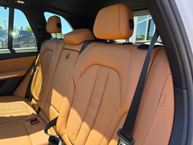 Used 2019 BMW X5 xDrive40i w/ Executive Package AWD/4WD image 30