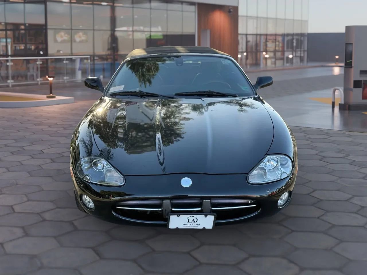 Used 2004 Jaguar XK8 Convertible RWD image 18
