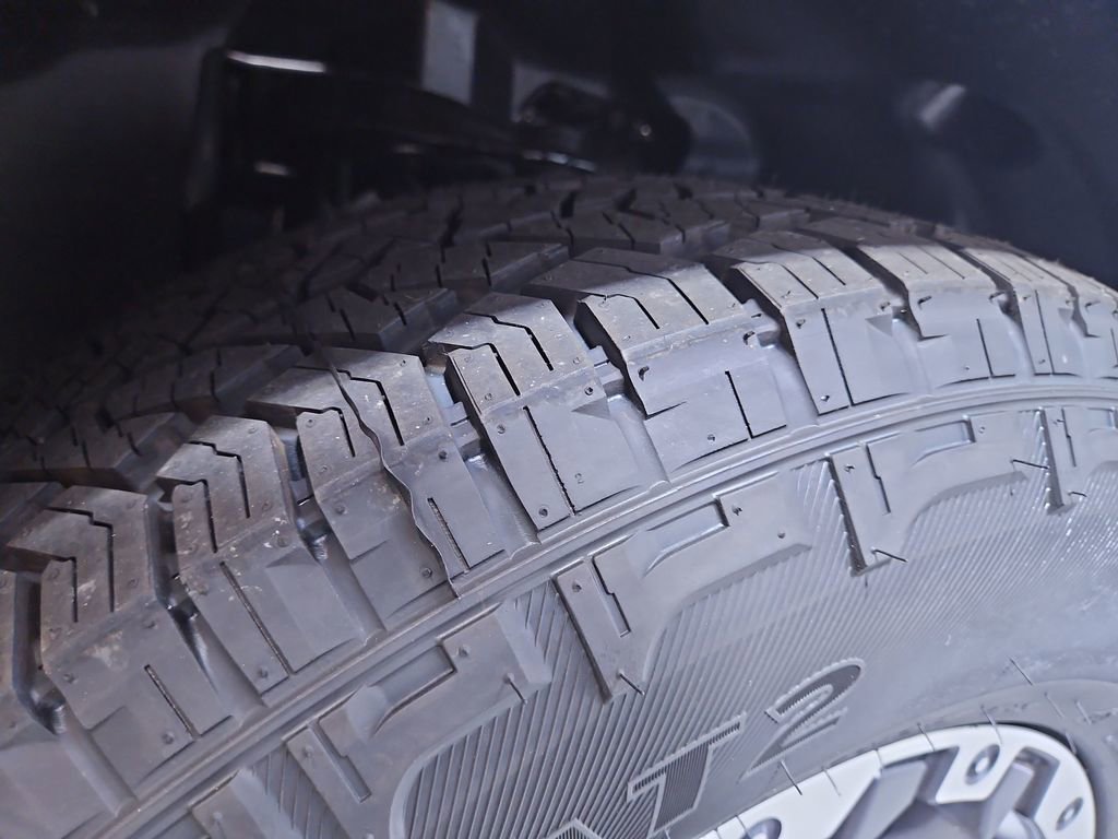 New 2026 Nissan Frontier PRO-4X w/ Pro Premium Package image 28