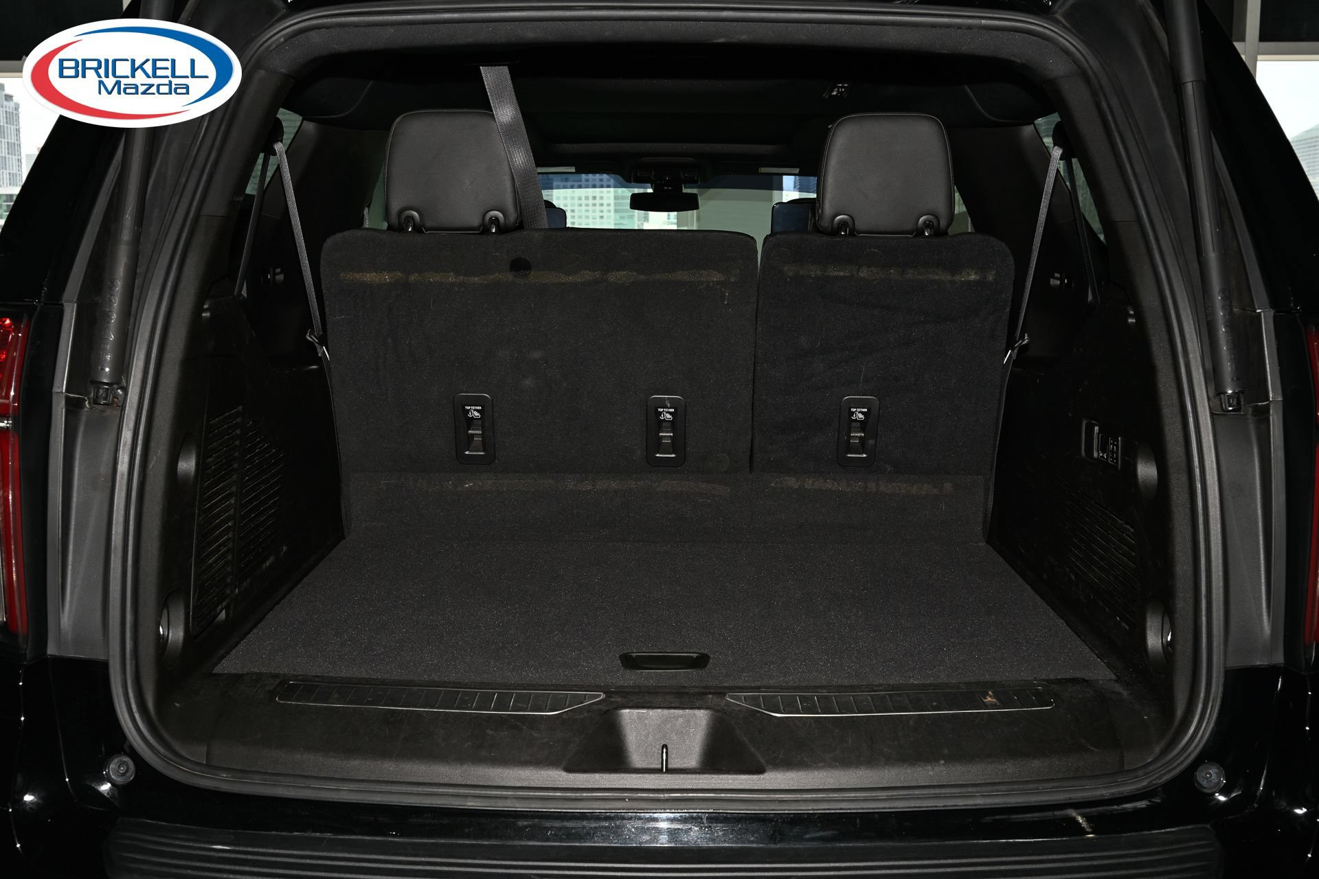 Used 2021 Chevrolet Suburban RST w/ Luxury Package RWD image 14
