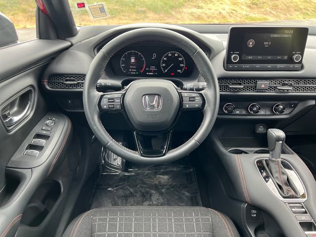 Used 2024 Honda HR-V Sport image 12