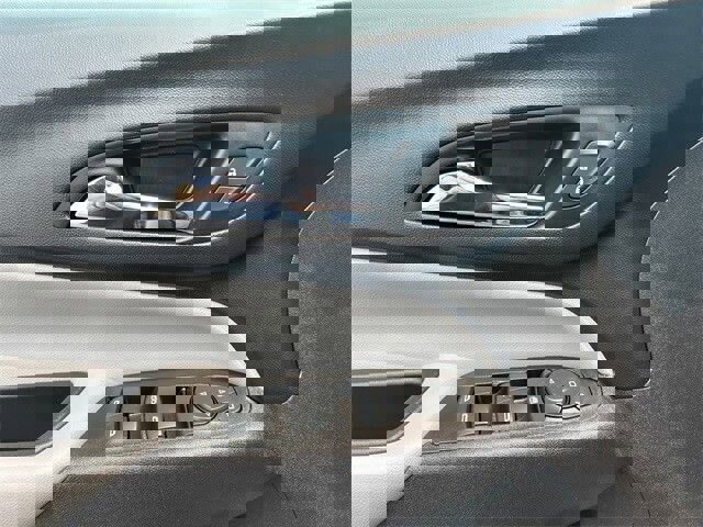 Used 2021 Chevrolet Equinox LT w/ LPO, Floor Liner Package image 18