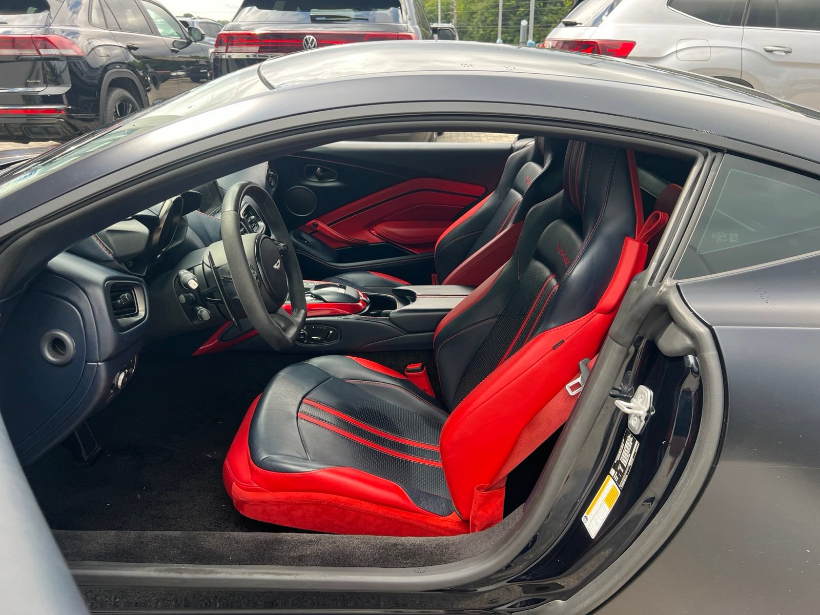 Used 2020 Aston Martin V8 Vantage Coupe RWD image 26