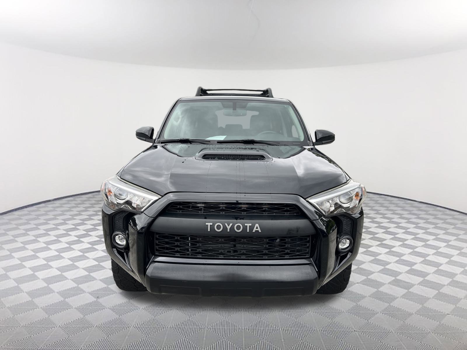 Used 2019 Toyota 4Runner 4WD image 2