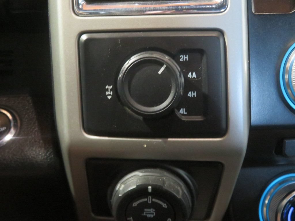 Used 2016 Ford F150 Lariat w/ Equipment Group 502A Luxury AWD/4WD image 41