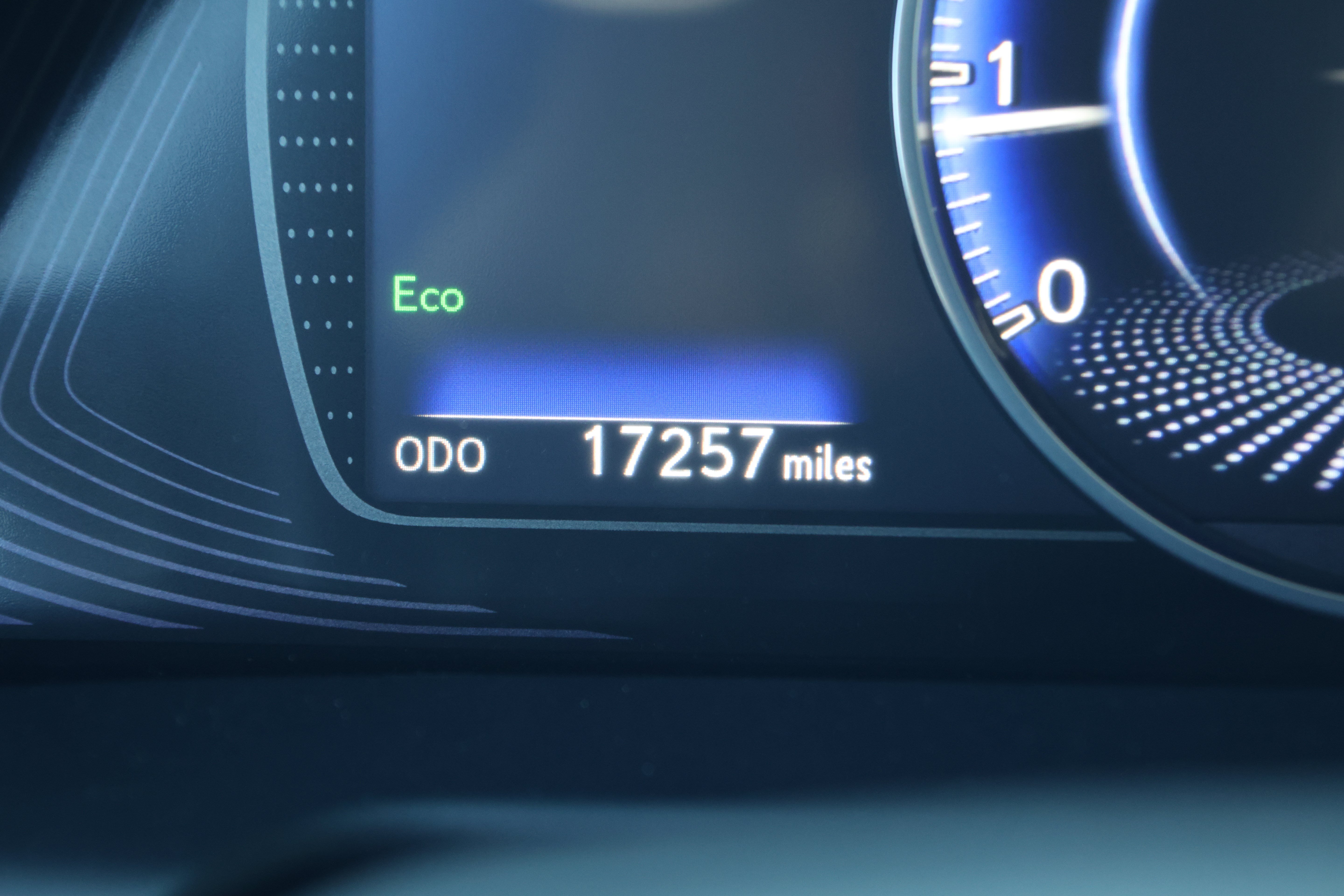 Used 2024 Lexus ES 350 Ultra Luxury w/ Accessory Package (Z2) FWD image 21