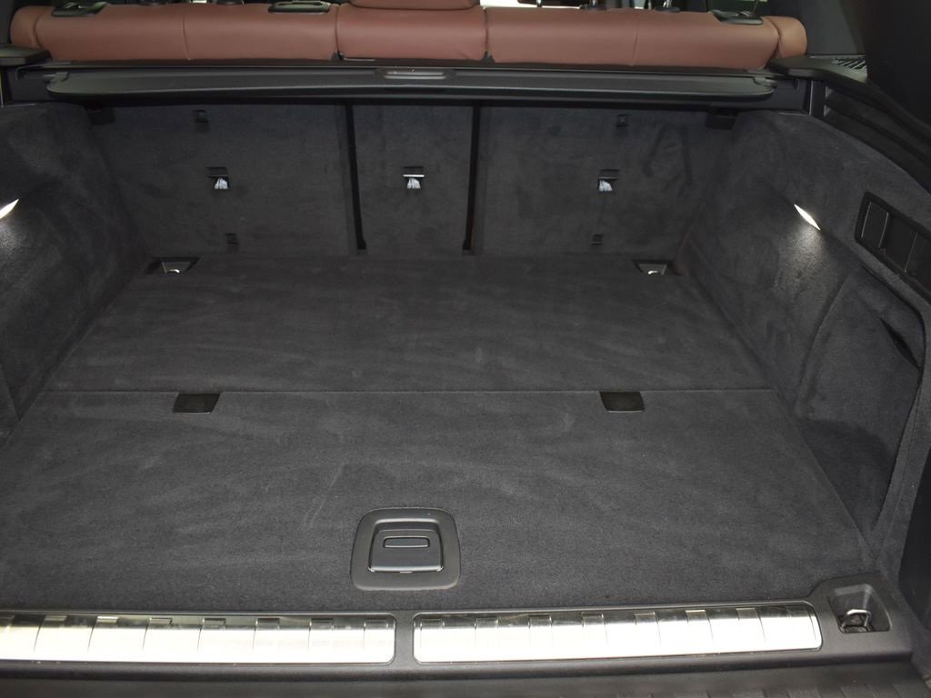 Certified 2022 BMW X5 xDrive45e w/ Premium Package image 17