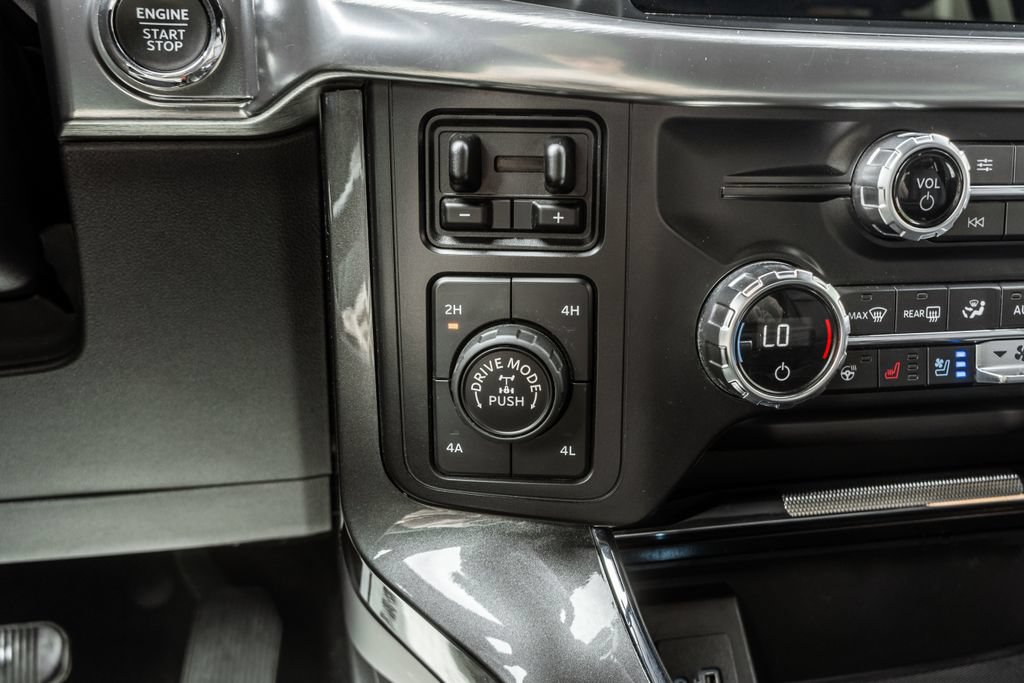 Used 2021 Ford F150 Lariat w/ Equipment Group 502A High AWD/4WD image 23