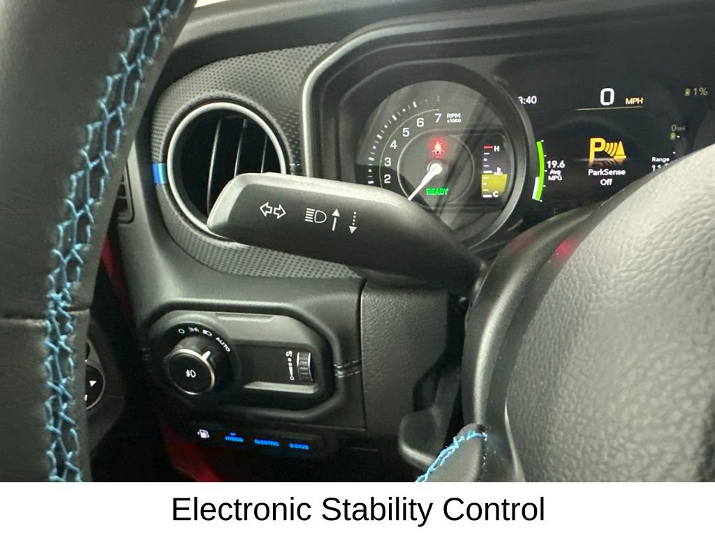 Used 2025 Jeep Wrangler Unlimited Rubicon 4xe w/ Safety Group AWD/4WD image 41