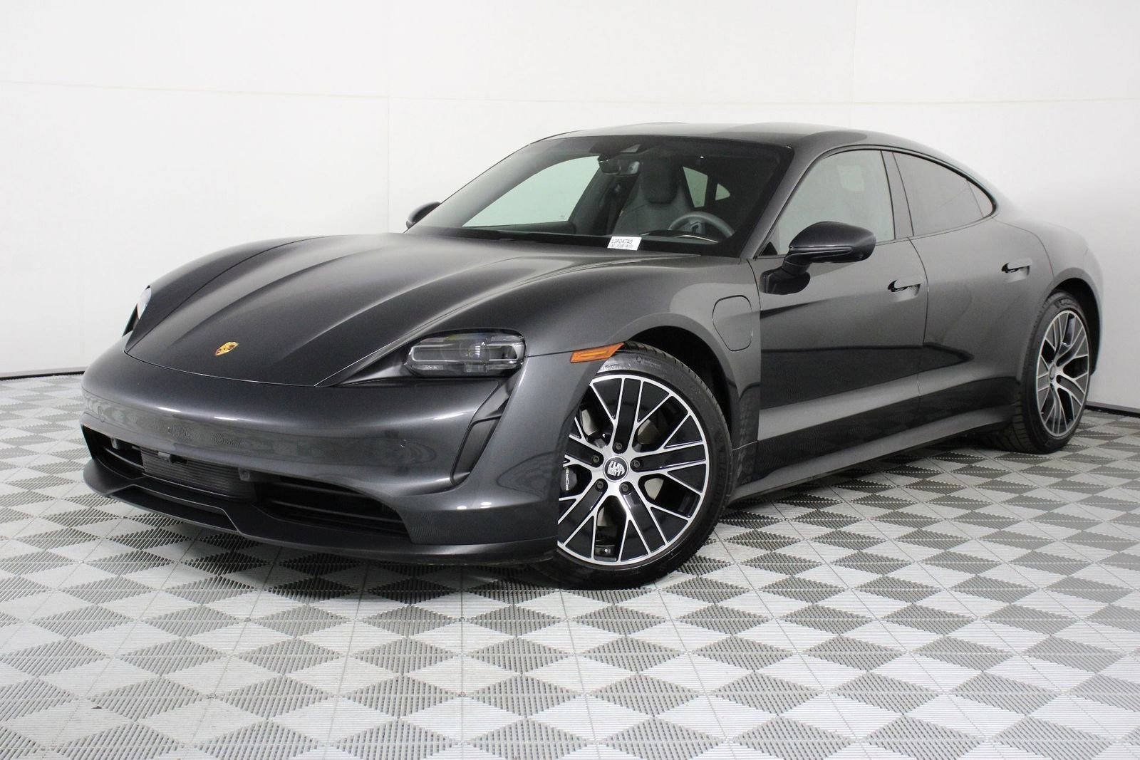 Certified 2023 Porsche Taycan image 1