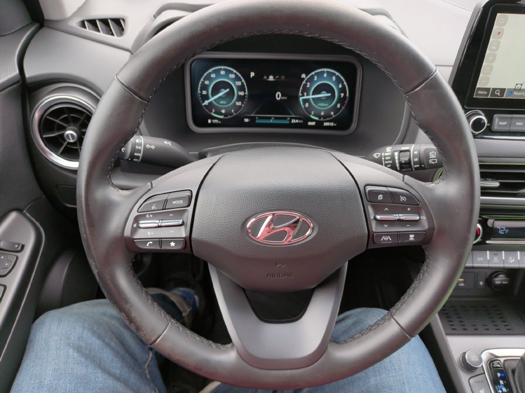 Used 2023 Hyundai Kona Limited AWD/4WD image 25