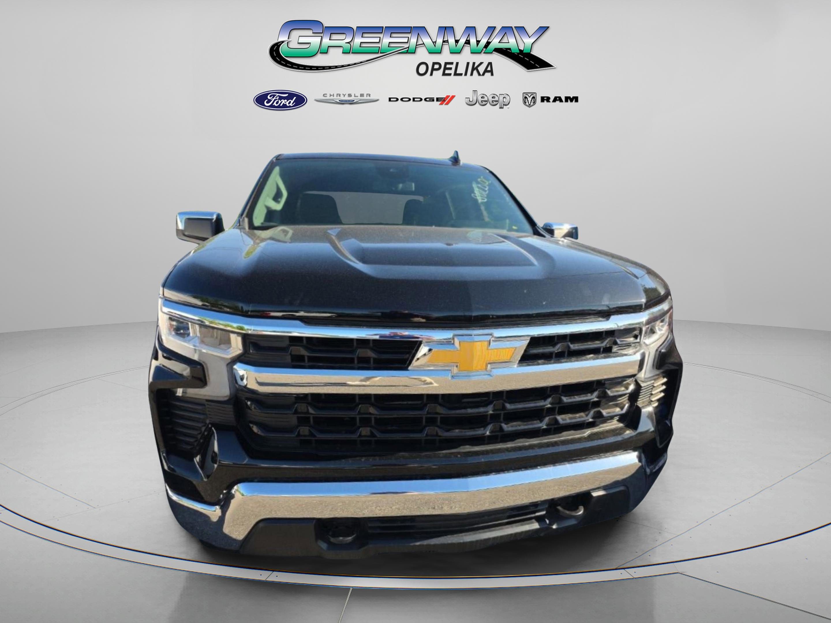 Used 2023 Chevrolet Silverado 1500 LT AWD/4WD image 6