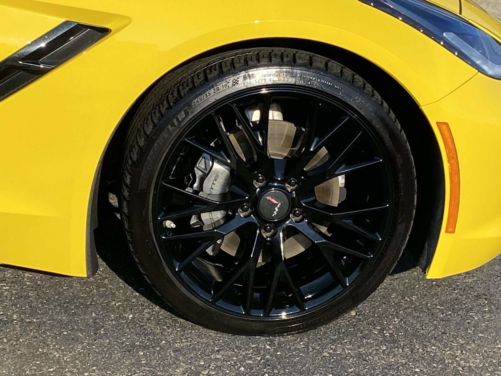 Used 2019 Chevrolet Corvette Stingray Convertible w/ 3LT Preferred Equipment Group RWD image 12