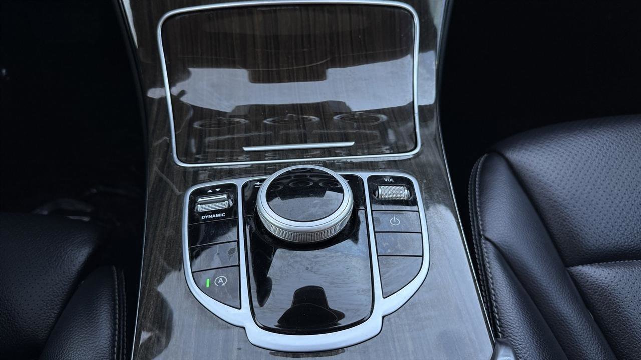 Used 2017 Mercedes-Benz C 300 4MATIC Sedan image 55