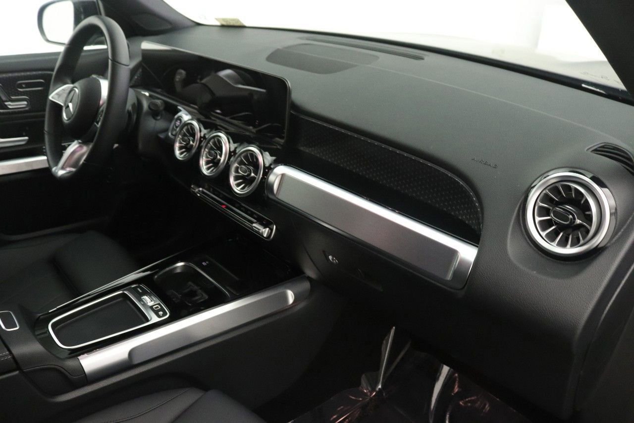 Certified 2026 Mercedes-Benz GLB 250 GLB 250 image 25