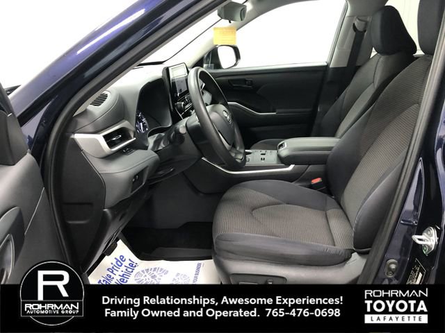 Used 2023 Toyota Highlander L image 11