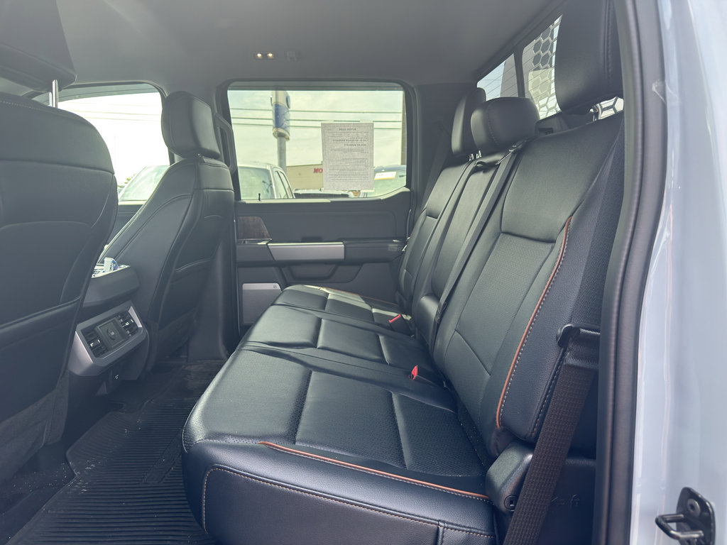 Used 2025 Ford F350 Lariat AWD/4WD image 7
