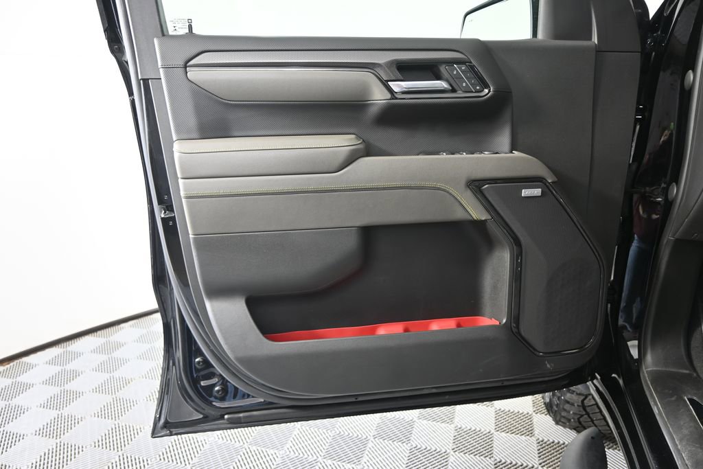 Used 2022 Chevrolet Silverado 1500 ZR2 image 19