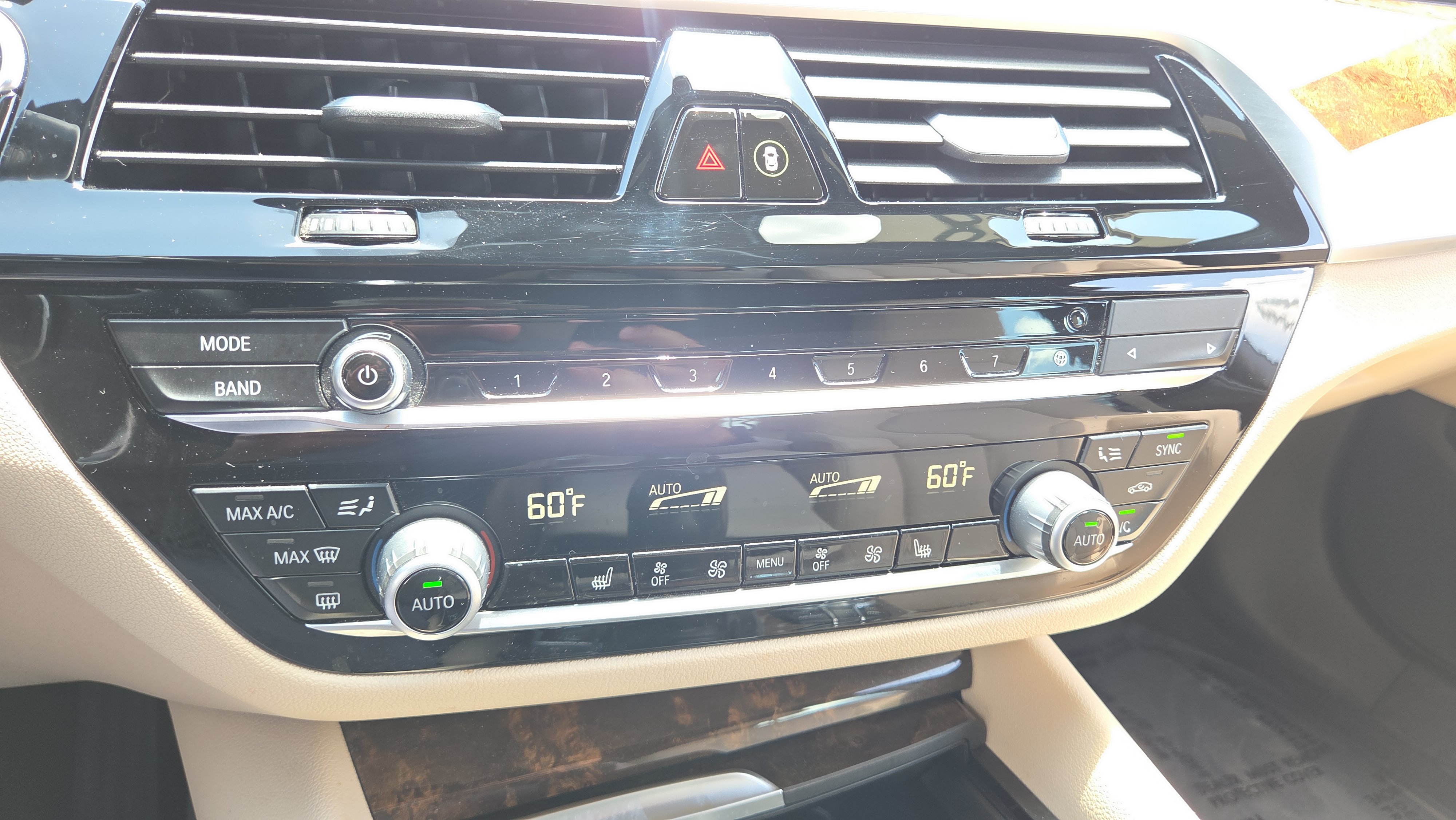Used 2020 BMW 530i w/ Convenience Package RWD image 31