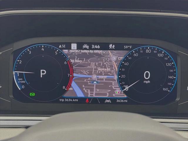 Used 2025 Volkswagen Taos SEL image 13