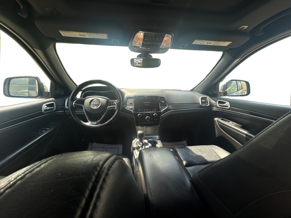 Used 2020 Jeep Grand Cherokee Limited AWD/4WD image 29