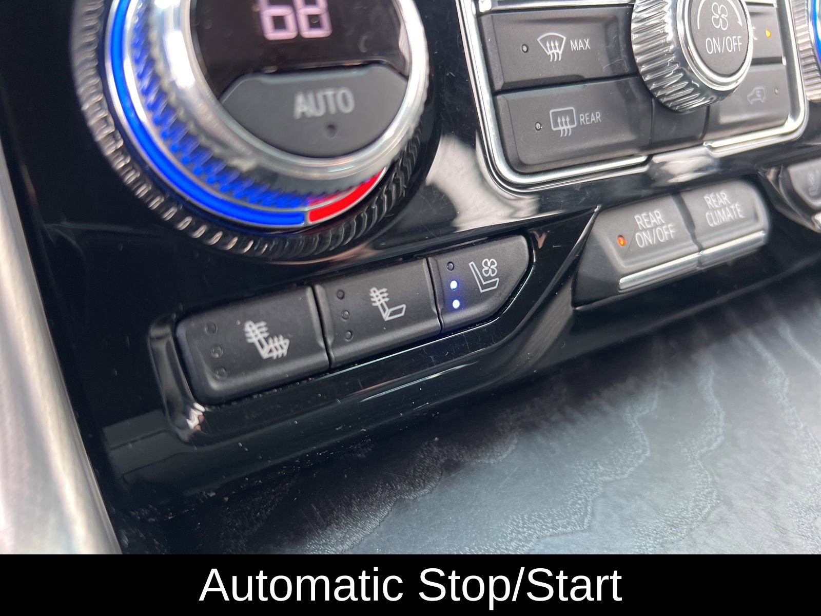 Used 2022 GMC Yukon Denali image 23