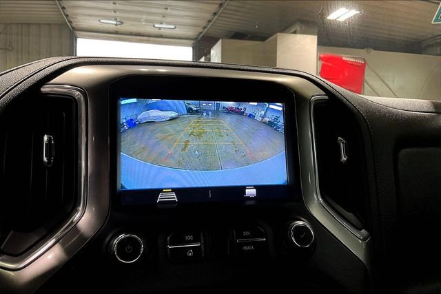 Used 2022 Chevrolet Silverado 1500 RST AWD/4WD image 14