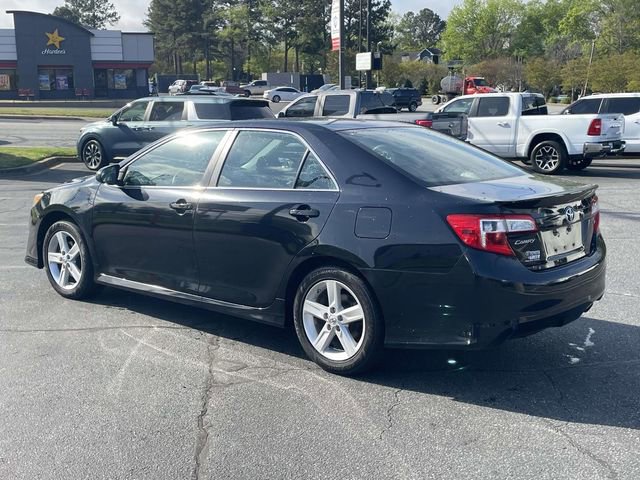 Used 2014 Toyota Camry SE image 4