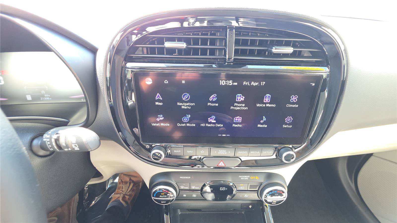 Used 2024 Kia Soul EX FWD image 17