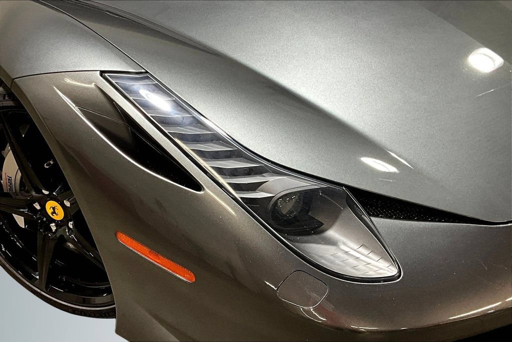Used 2015 Ferrari 458 Italia Coupe RWD image 26