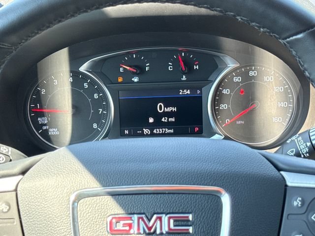 Used 2024 GMC Terrain SLT AWD/4WD image 13