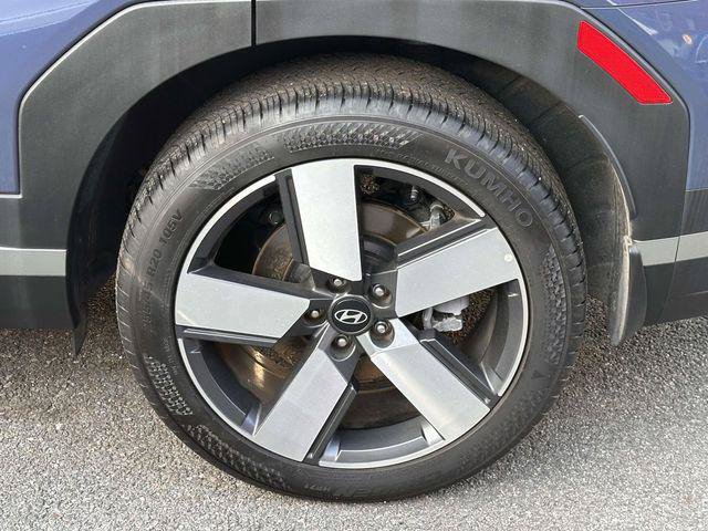 Certified 2026 Hyundai Santa Fe Limited AWD/4WD image 10