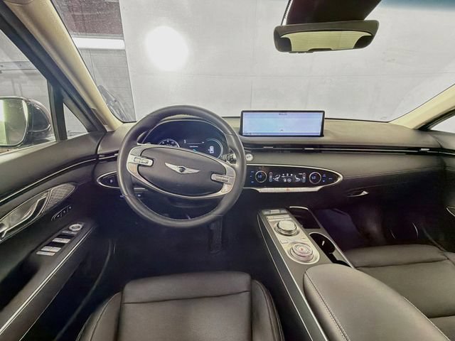 Used 2023 Genesis GV70 2.5T w/ Select Package AWD/4WD image 29