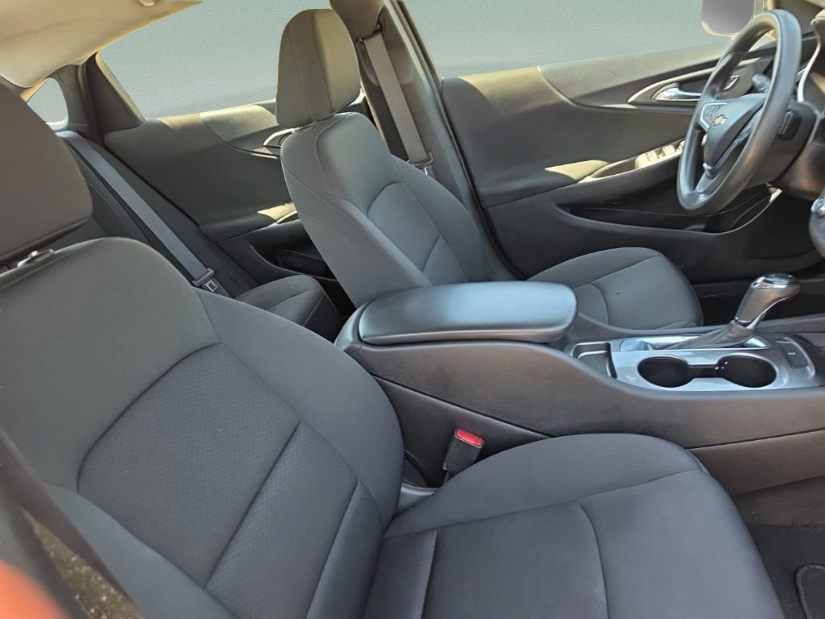 Used 2020 Chevrolet Malibu LS FWD image 25