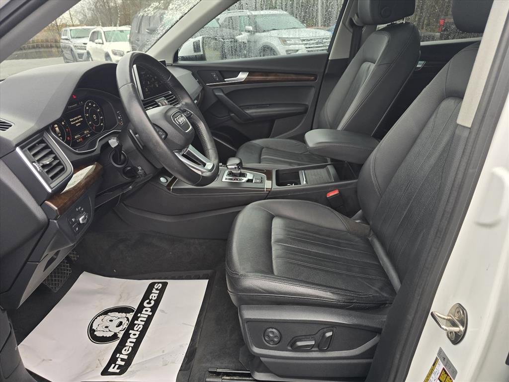 Used 2020 Audi Q5 2.0T Premium Plus w/ Premium Plus Package image 12