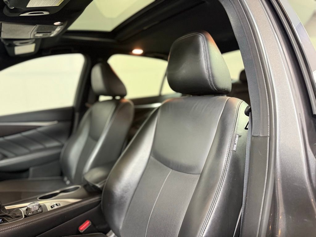 Used 2023 INFINITI Q50 Sensory image 19