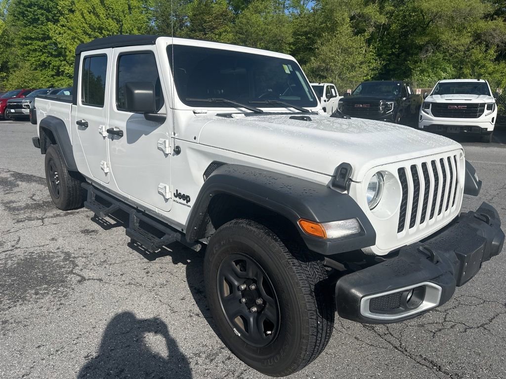 Used 2023 Jeep Gladiator Sport AWD/4WD image 3