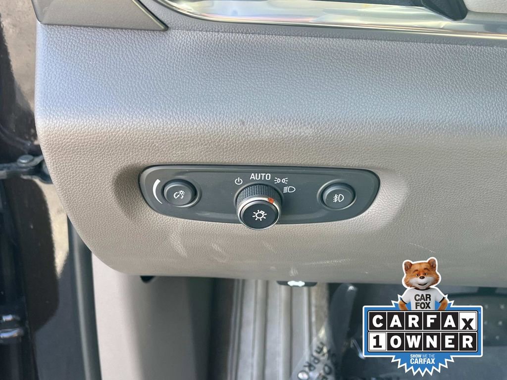 Used 2019 Chevrolet Traverse LT image 30