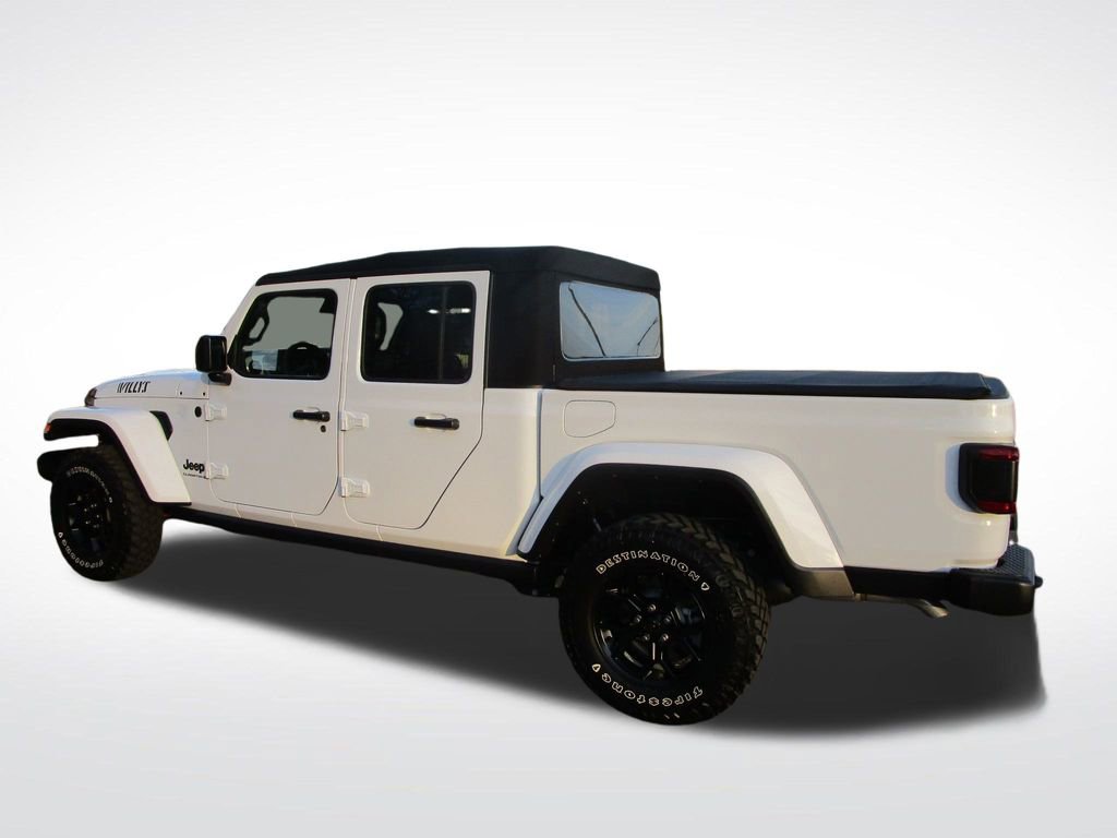 Used 2024 Jeep Gladiator Willys image 3